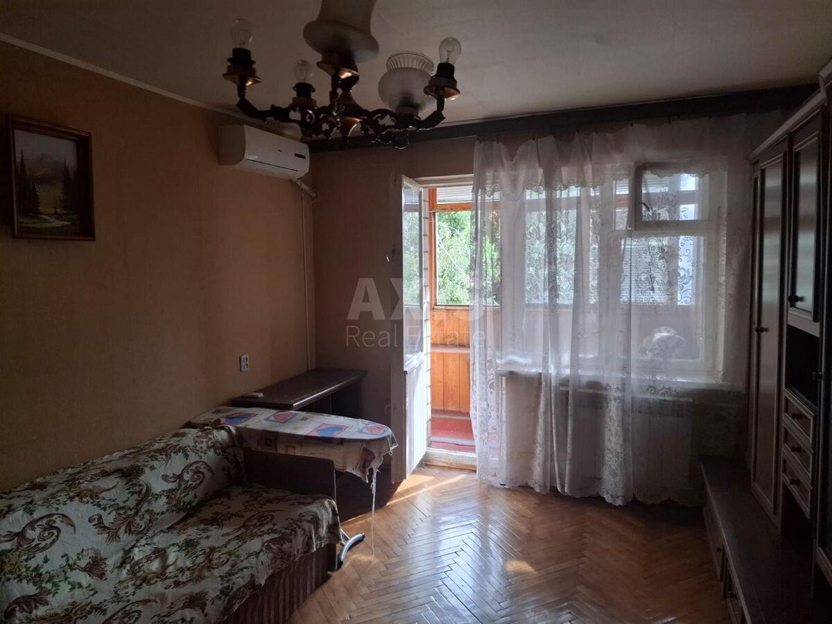 1k apartment uzv. Klovs'kyj 20591134