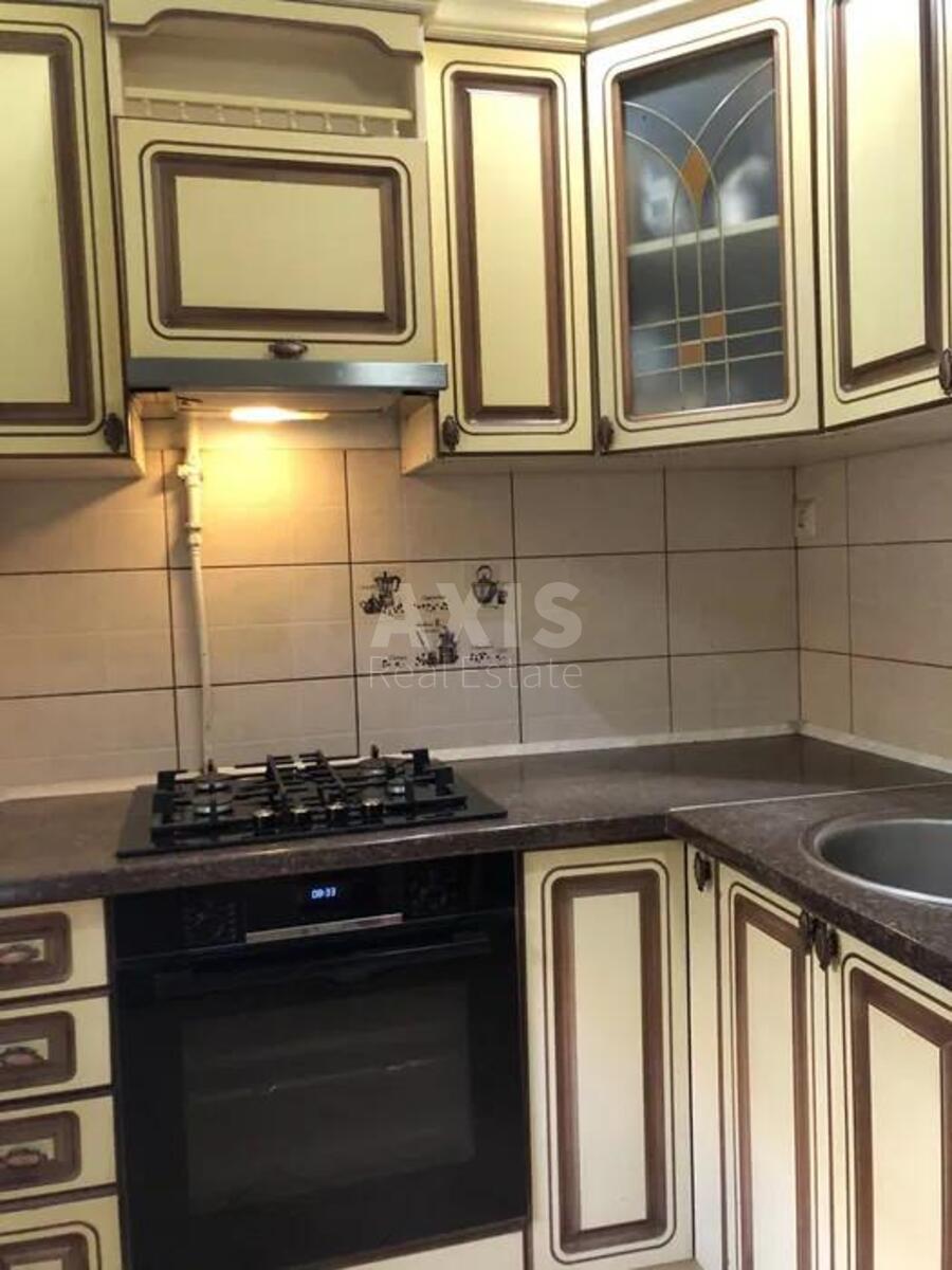 1k apartment vul. Symyrenka 20А0