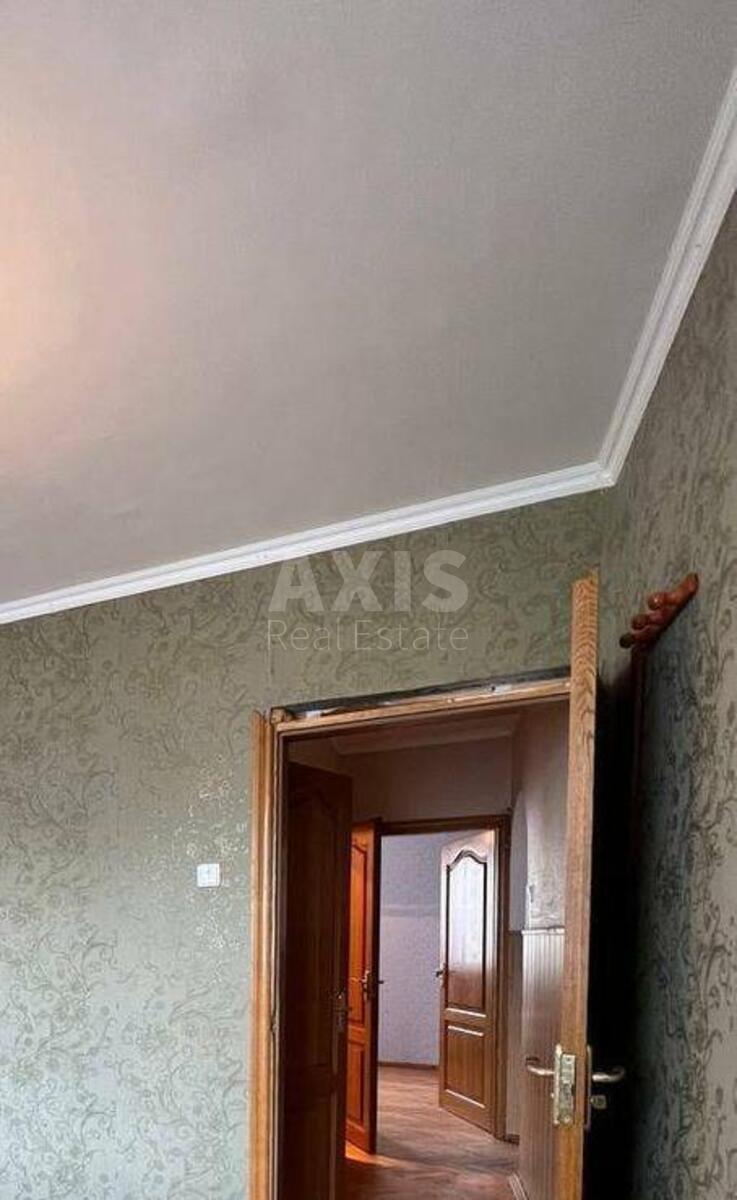 4к квартира ул. Пулюя Ивана 5А1