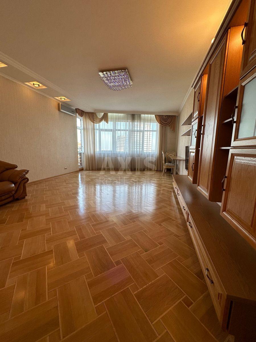3k apartment vul. Staronavodnyc'ka 6Б5