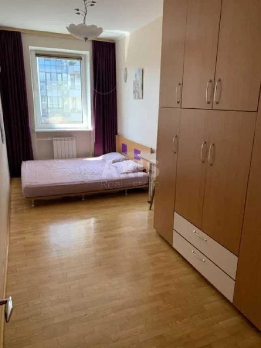 3k apartment vul. Kudri Ivana 28/253
