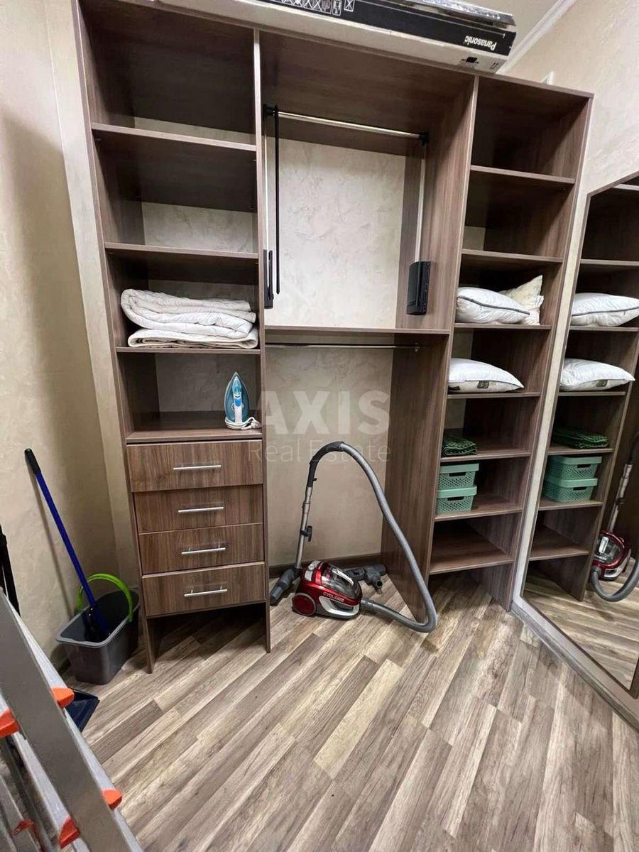 1k apartment vul. Vozdvyzhens'ka 485