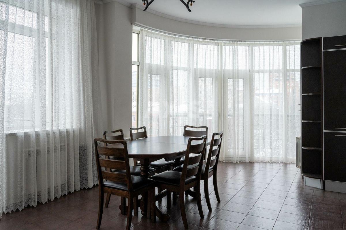 3k apartment vul. Panasa Myrnogo 170