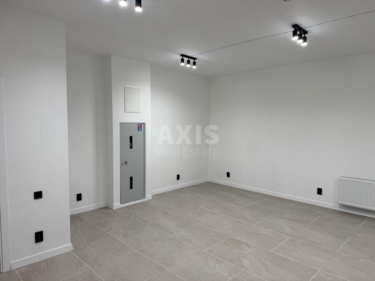 Office vul. Myhajla Maksymovycha 28В, 40m25