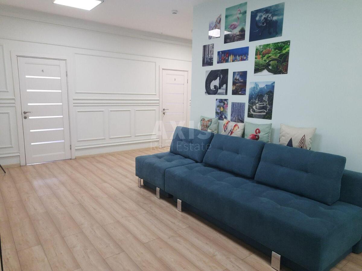 Office vul. Horyva 1А, 332m2597483