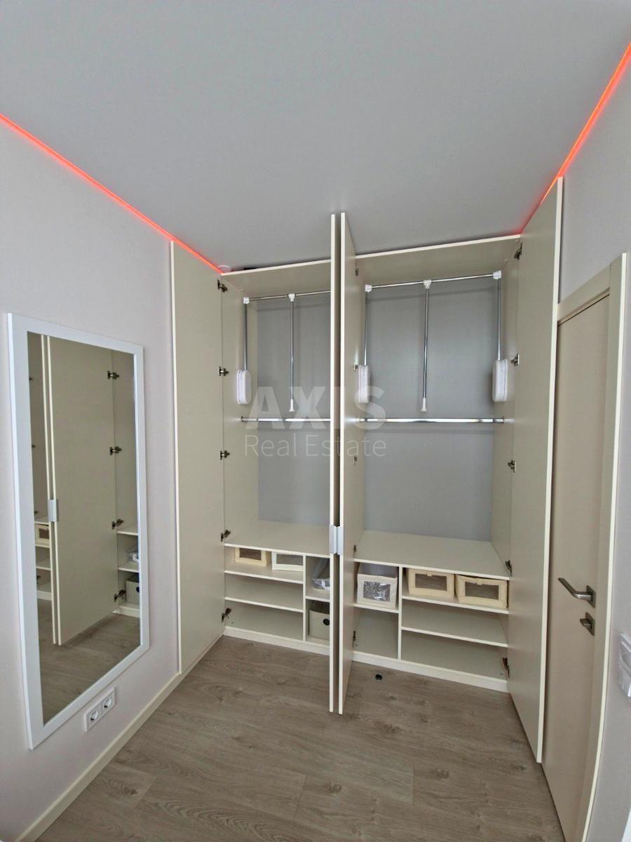 4к квартира ул. Олеся Бердника 1Г597999
