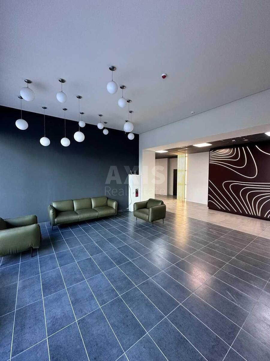 2k apartment nab. Dniprovs'ka 15Д1