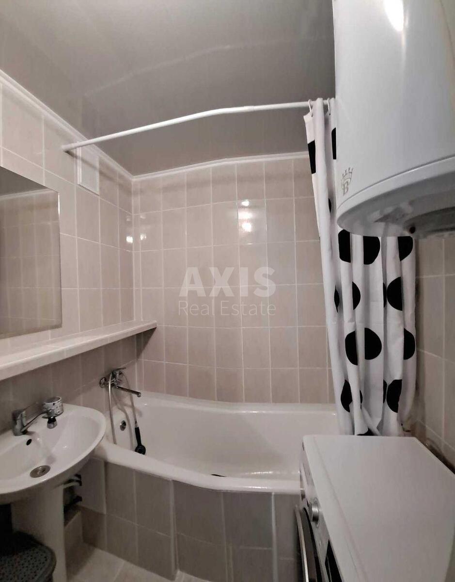 3k apartment vul. Antonovycha 1606020811