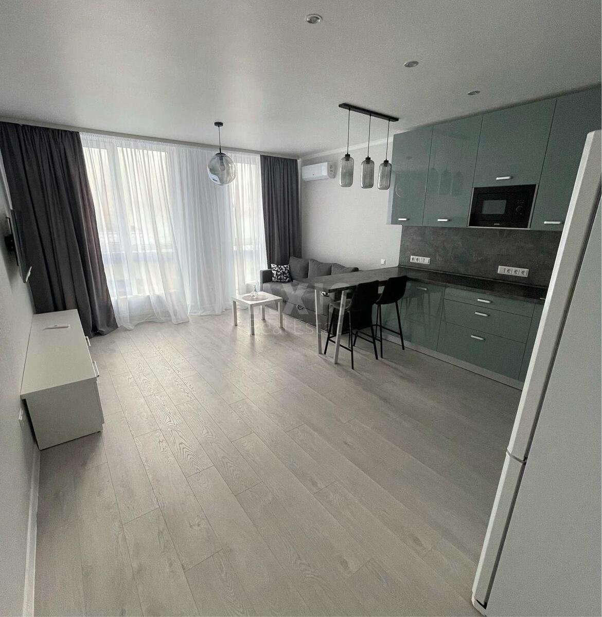 1k apartment vul. Central'na 15570064