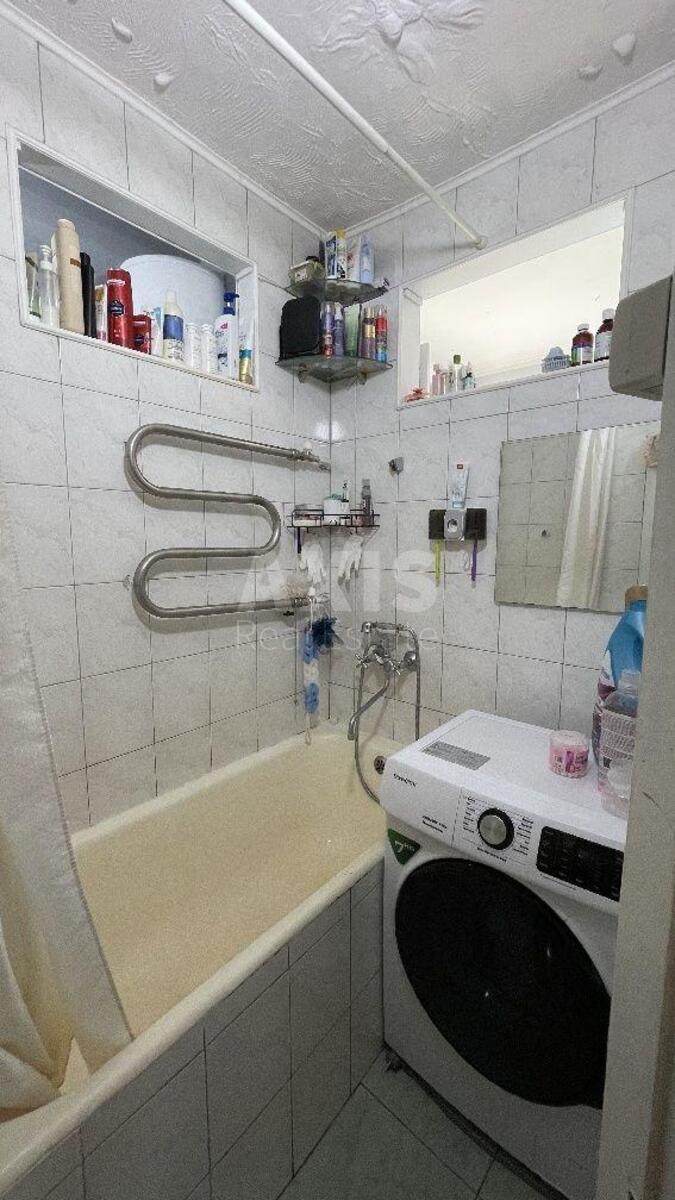 2k apartment nab. Rusanivs'ka 129