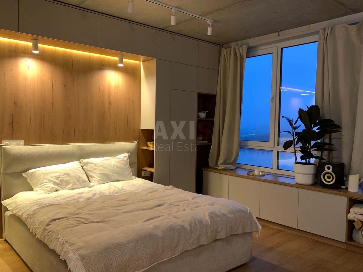 1k apartment nab. Dniprovs'ka 156249210