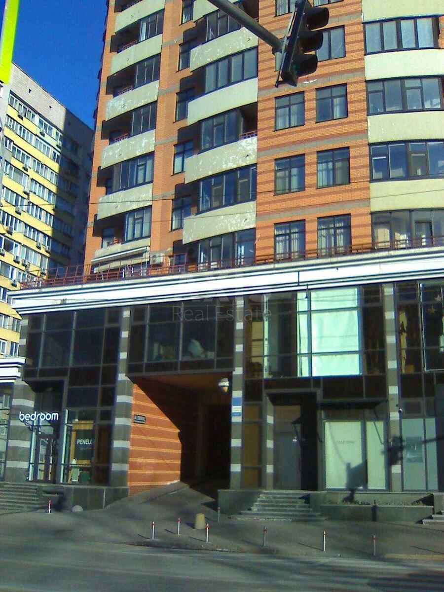 1k apartment bul. Lesi Ukrai'nky 72