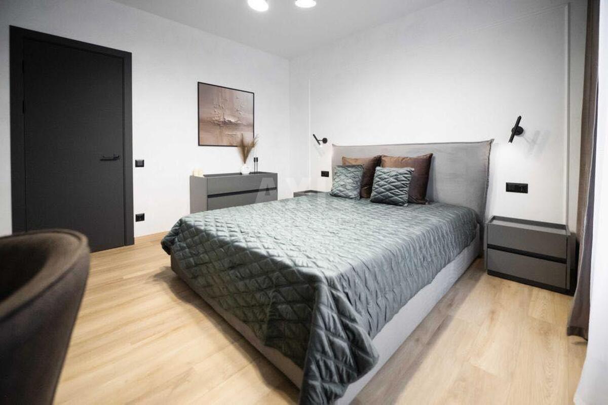 2k apartment vul. Zlatoustivs'ka 255