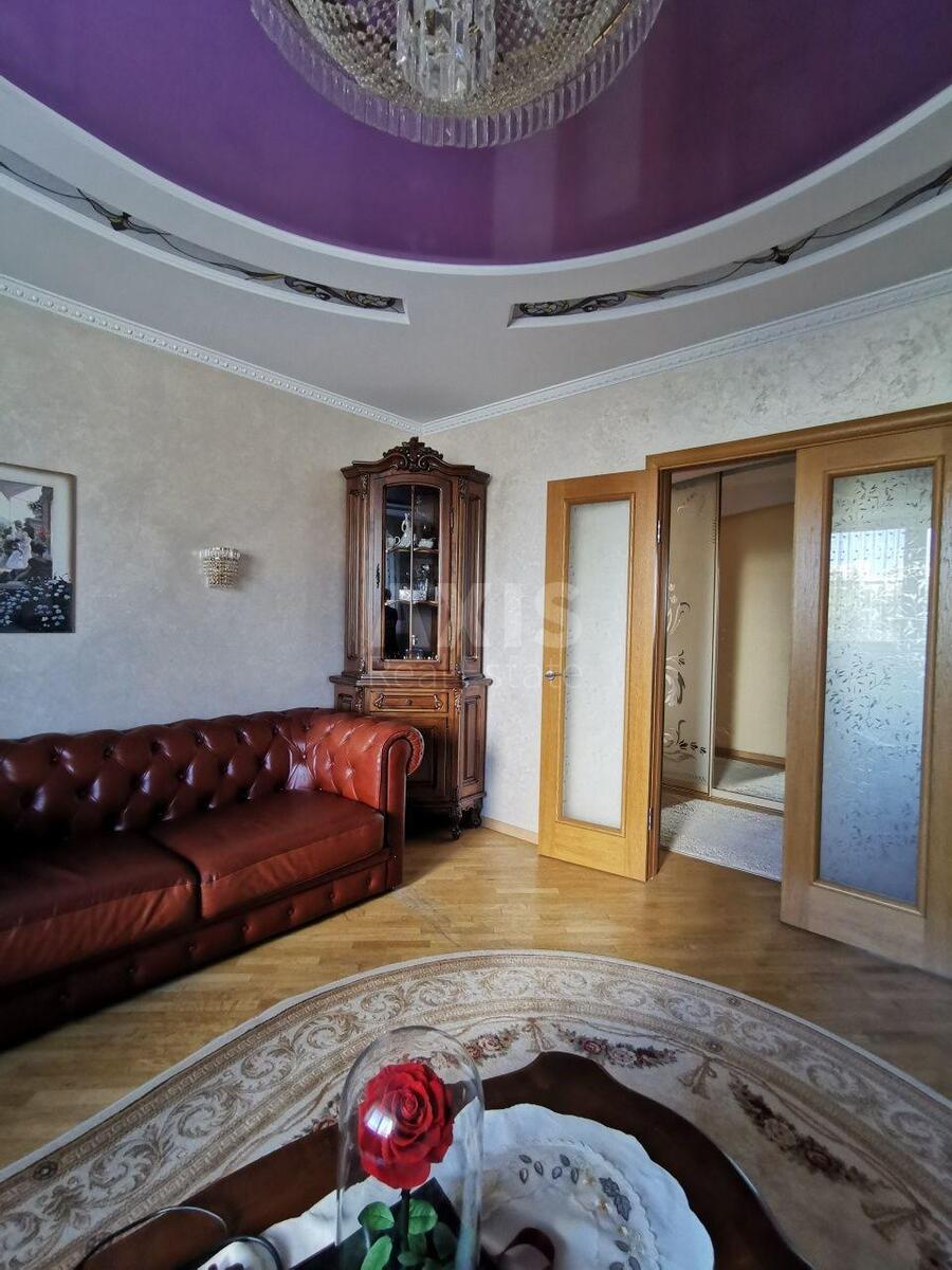 3k apartment vul. Avtozavods'ka 995