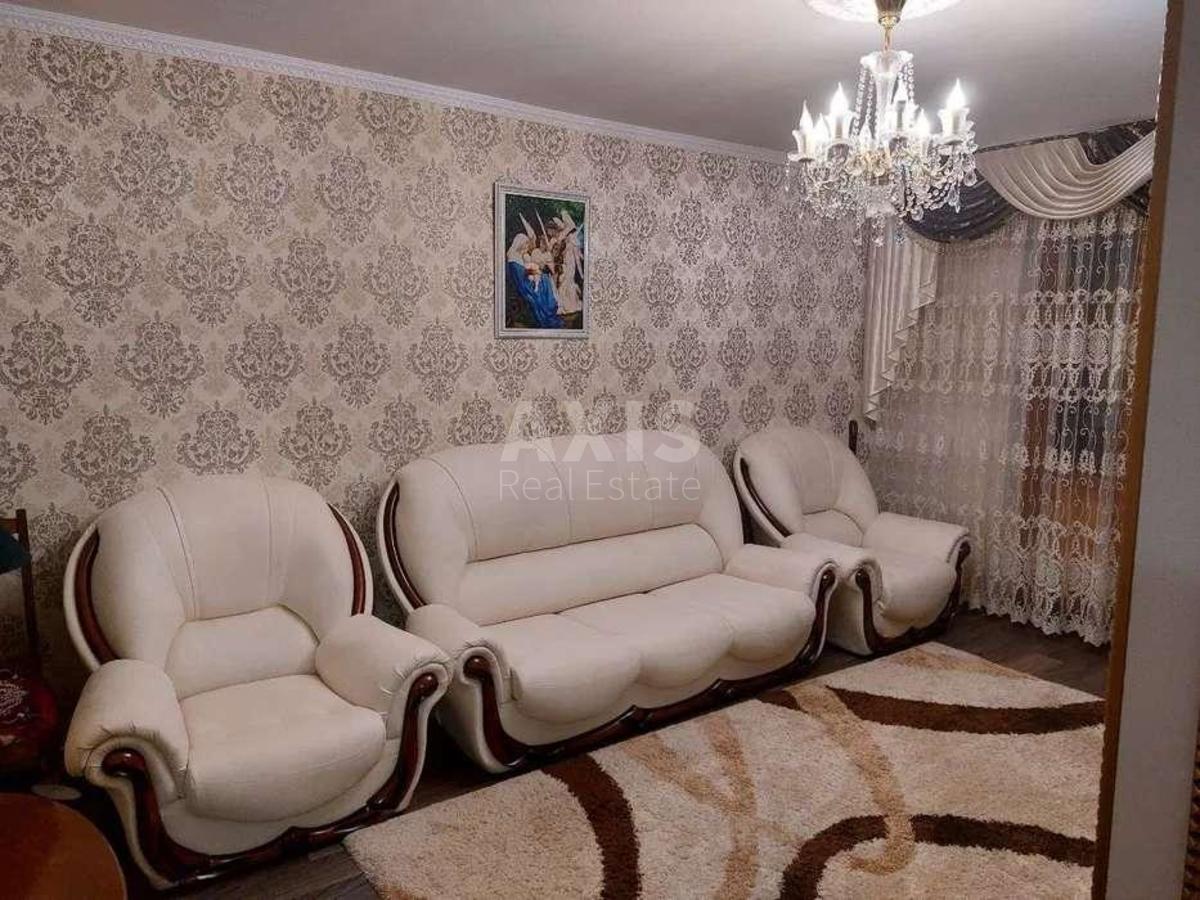 3k apartment vul. Myloslavs'ka 300