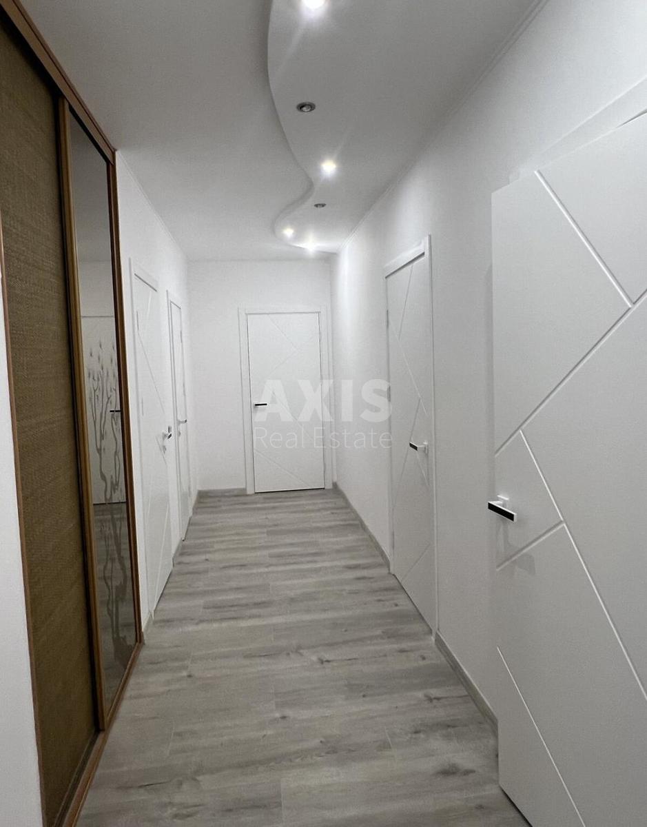 2k apartment vul. Kadets'kyj gaj 310