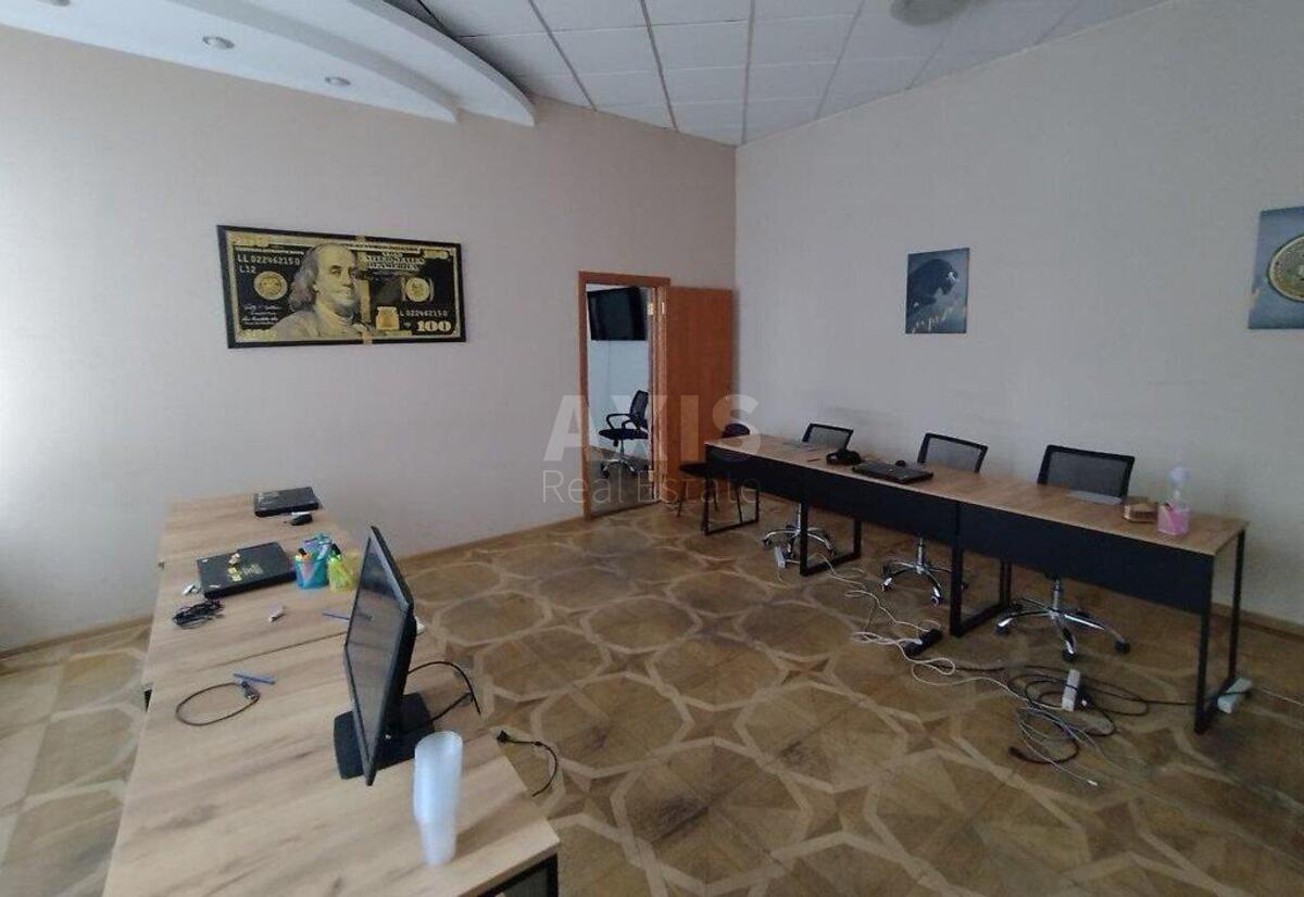 Office vul. Sichovyh Stril'civ 77, 269m2549416