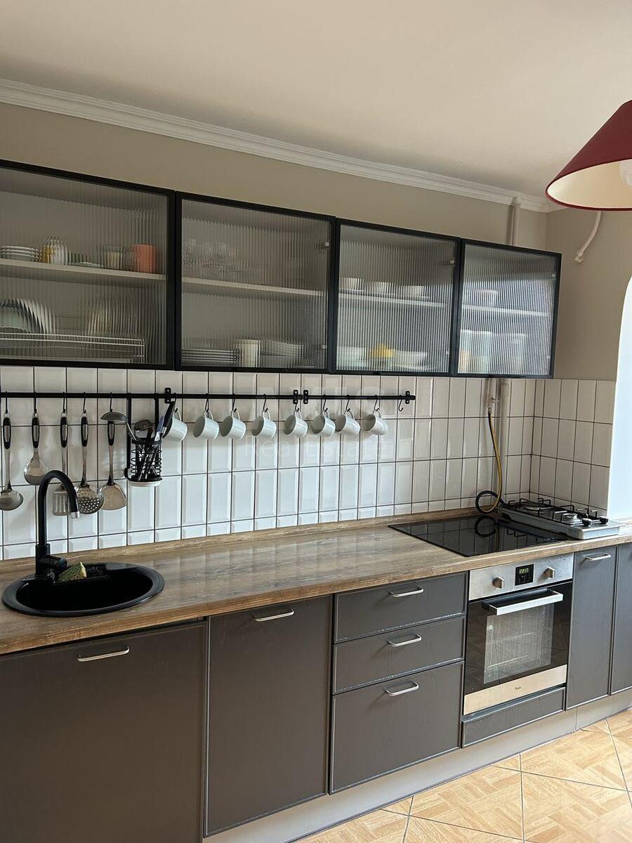 2k apartment vul. Dragomanova 5