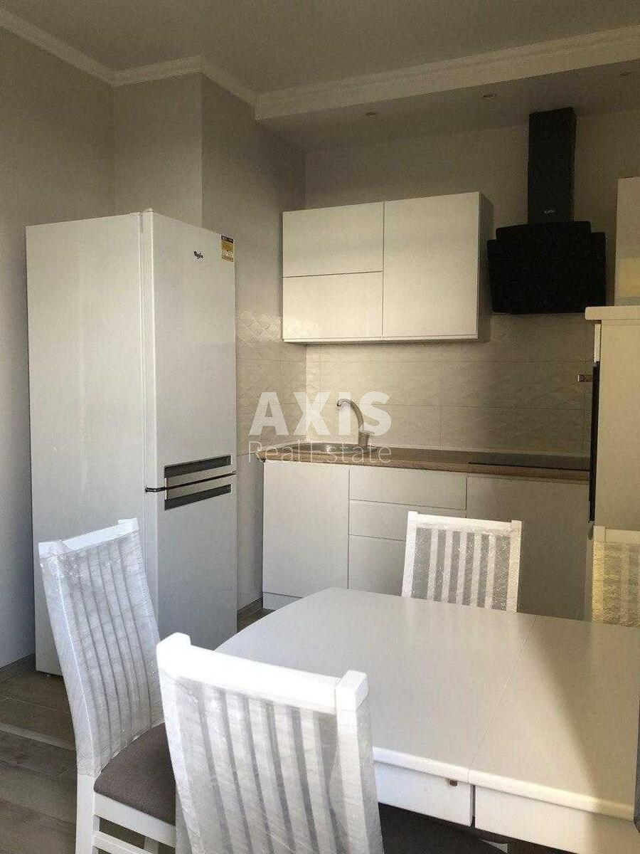 1k apartment pr-t Peremogy 71А1
