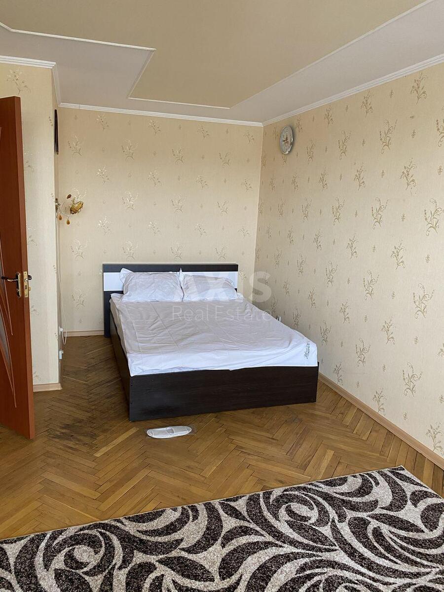 1k apartment vul. Socialistychna 2/43