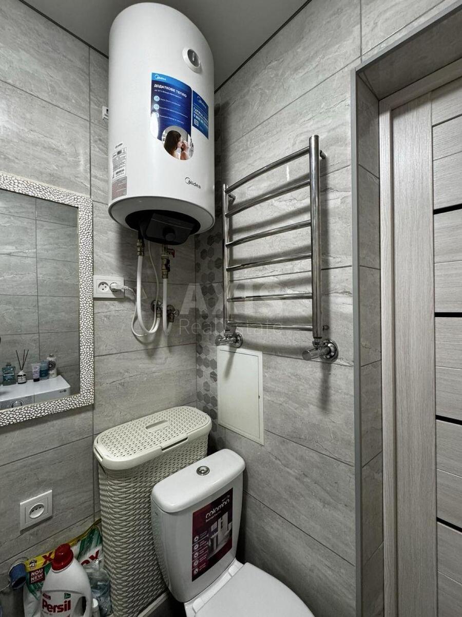 2k apartment vul. Tupoljeva Akademika 17603015