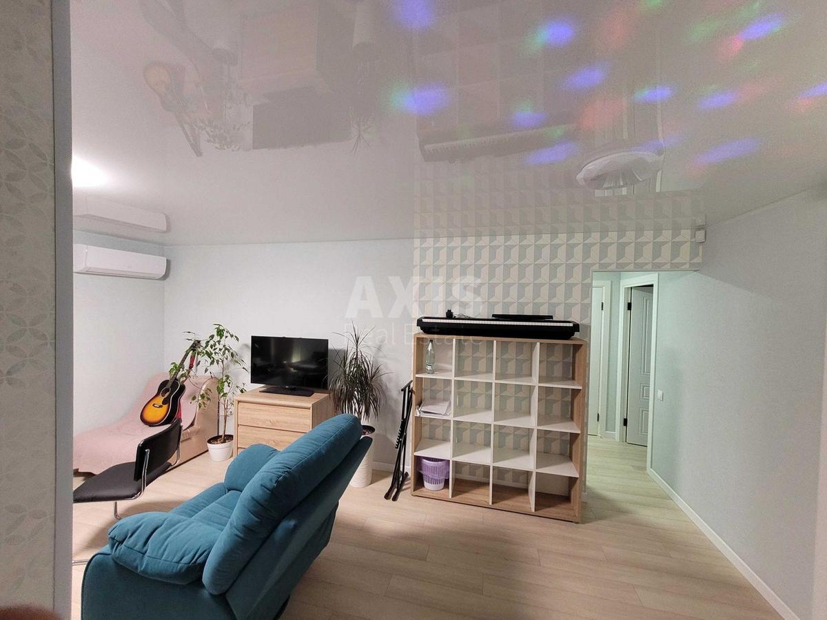 4k apartment vul. Ussurijs'ka 1/93