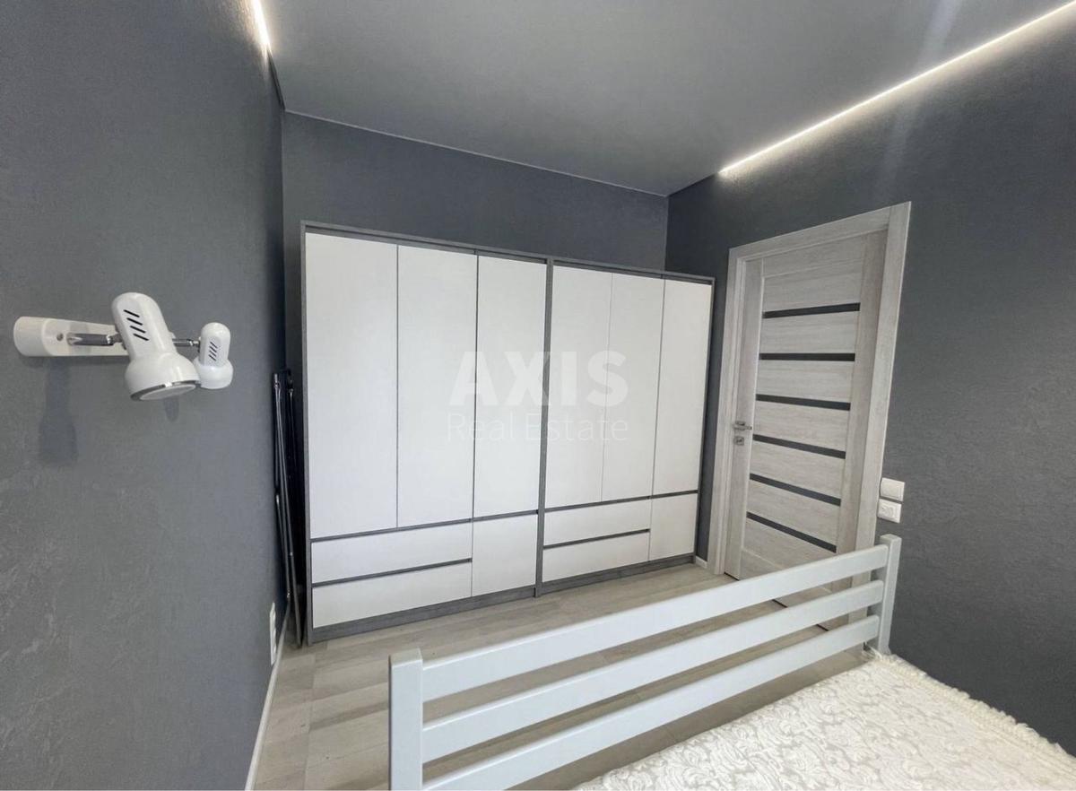 1k apartment vul. Saljutna 2Б5