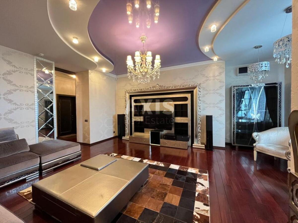 3k apartment vul. Solom'jans'ka 15а