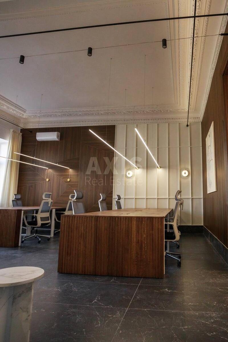 Office vul. Velyka Vasyl'kivs'ka 38, 100m22