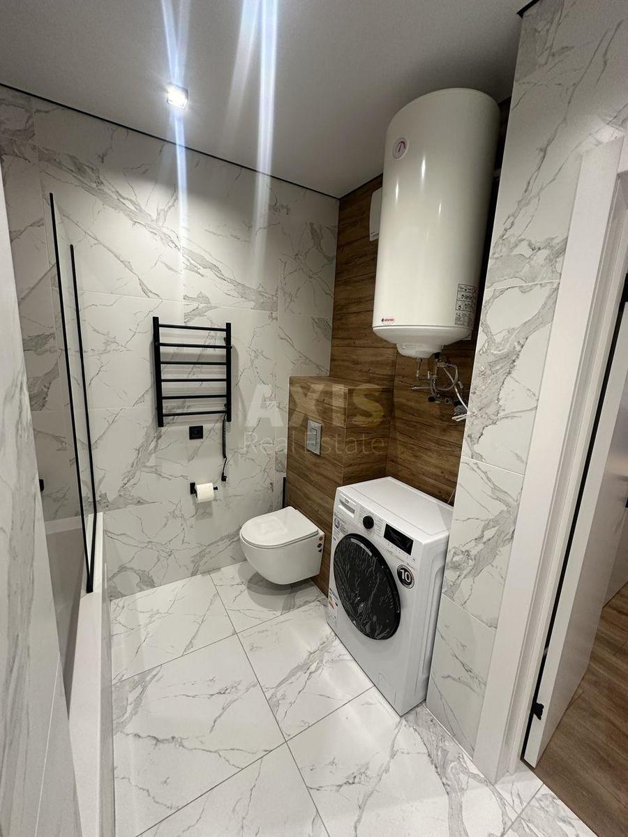 3k apartment vul. Pivnichno-Syrec'ka 14