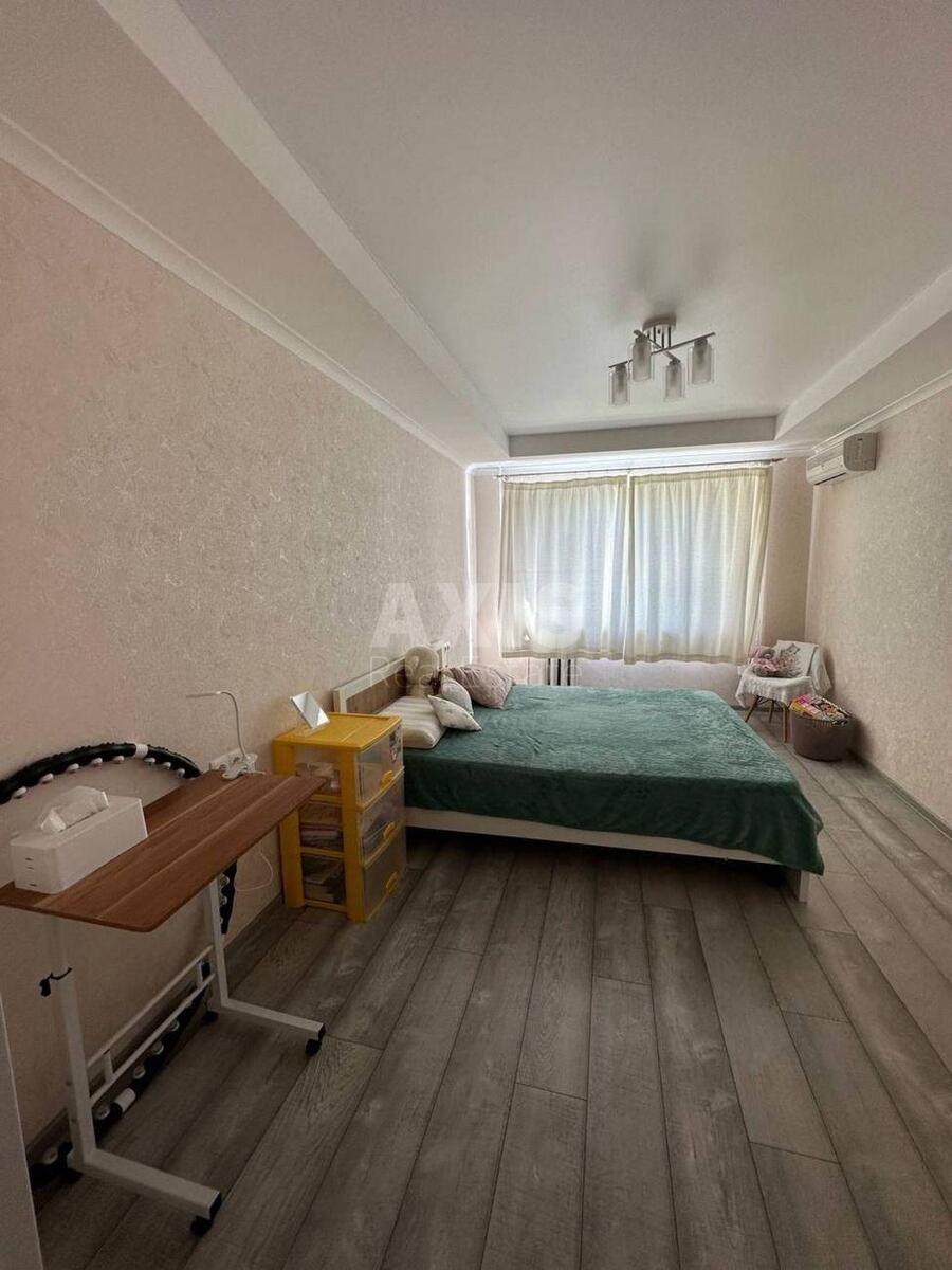 2k apartment vul. Miljutenka 42А2