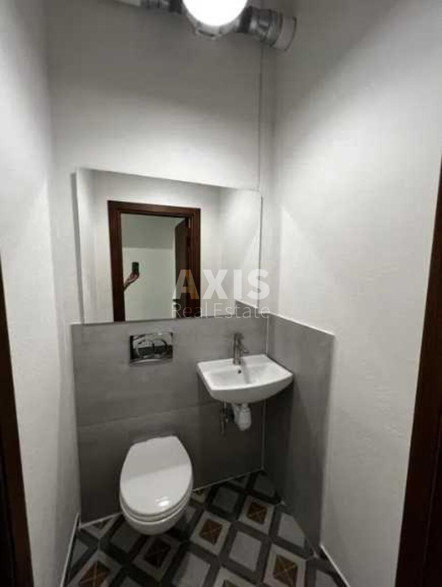 Office vul. Mezhygirs'ka 87А, 250m2483103