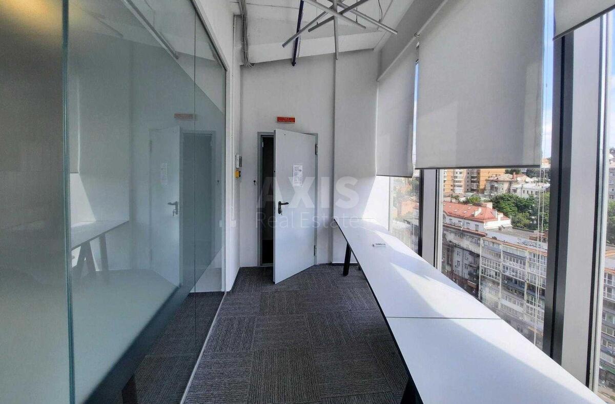 Office pl. Sportyvna 1А, 208m26
