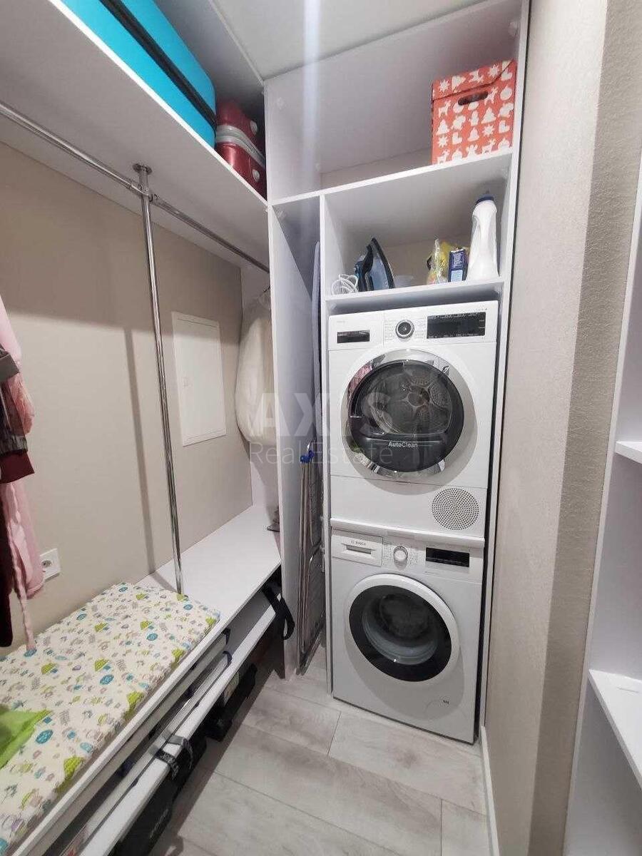 3k apartment vul. Myhajla Maksymovycha 3Г6079811