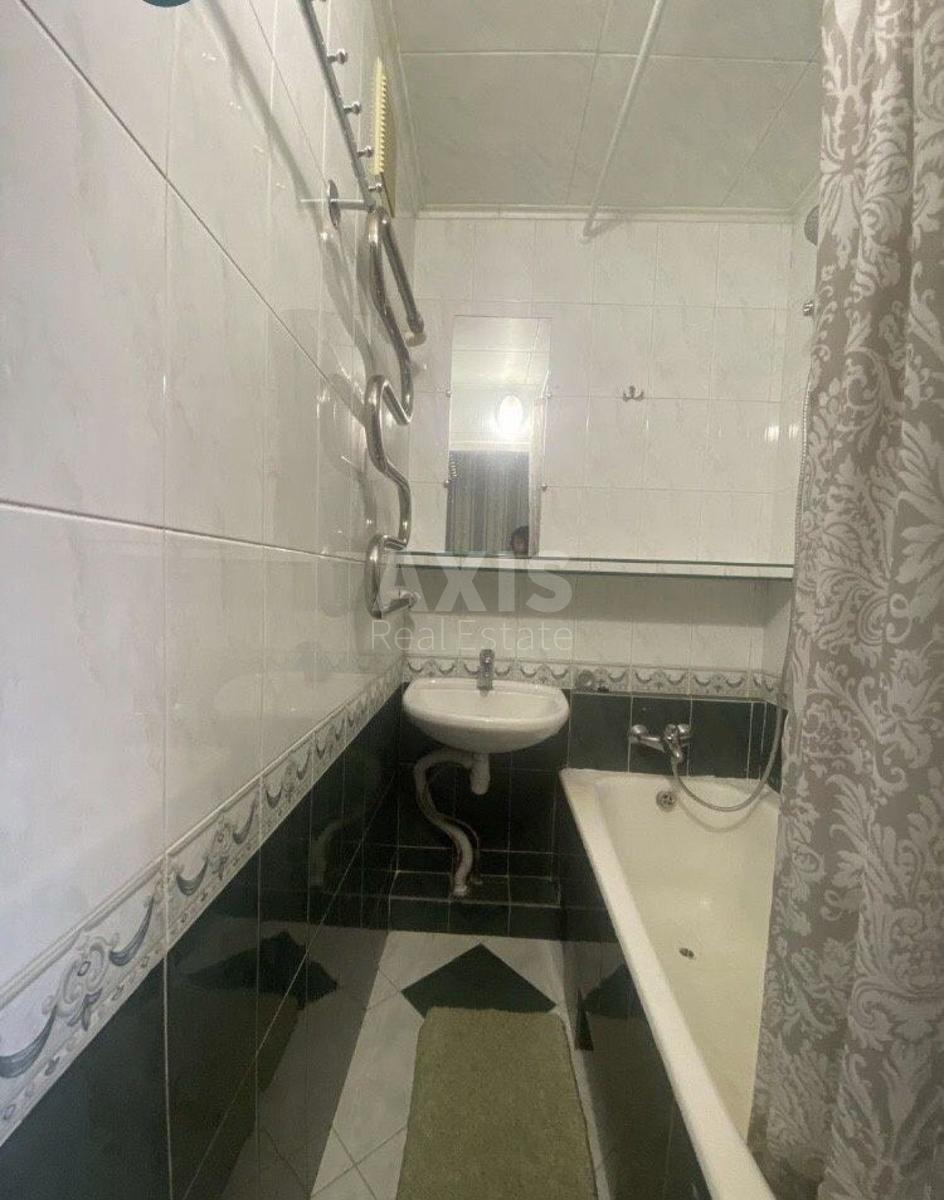 3k apartment vul. Entuziastiv 95