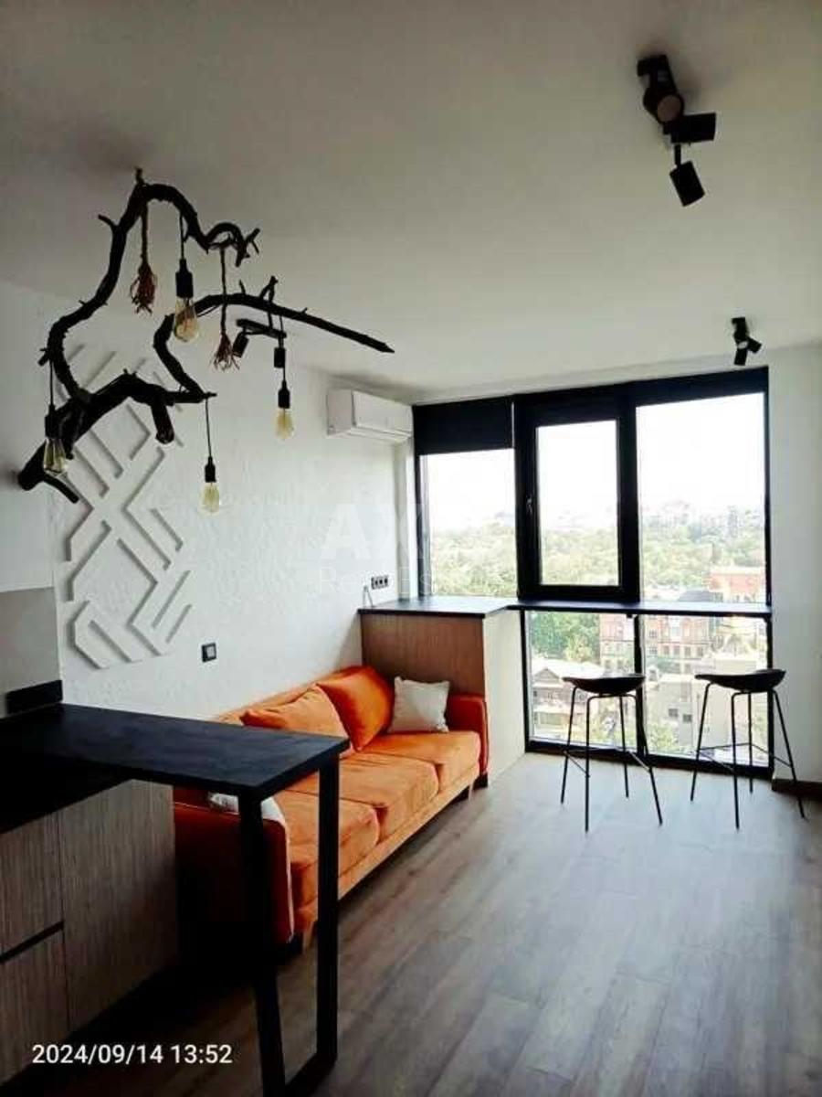 2k apartment vul. Kudrjavs'ka 24А1