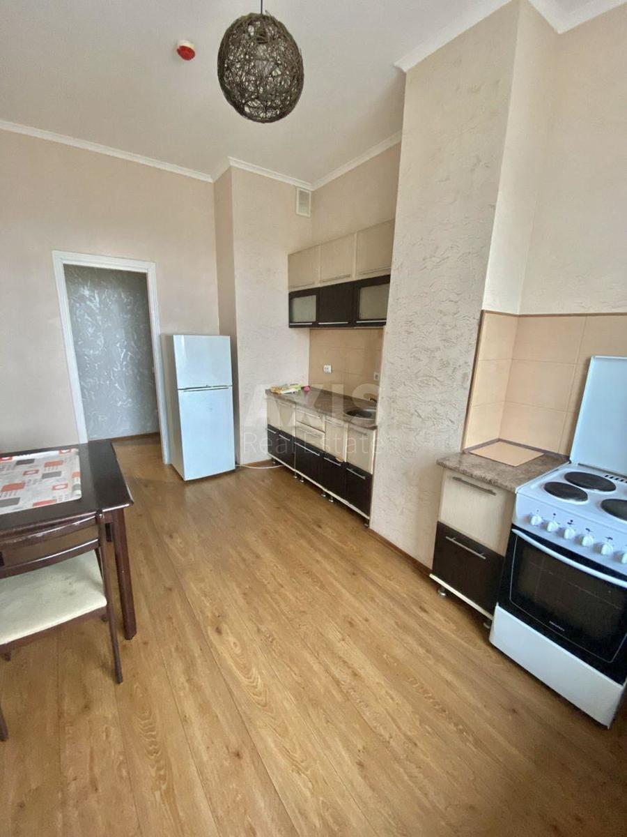 3k apartment vul. Raduns'ka 8/134