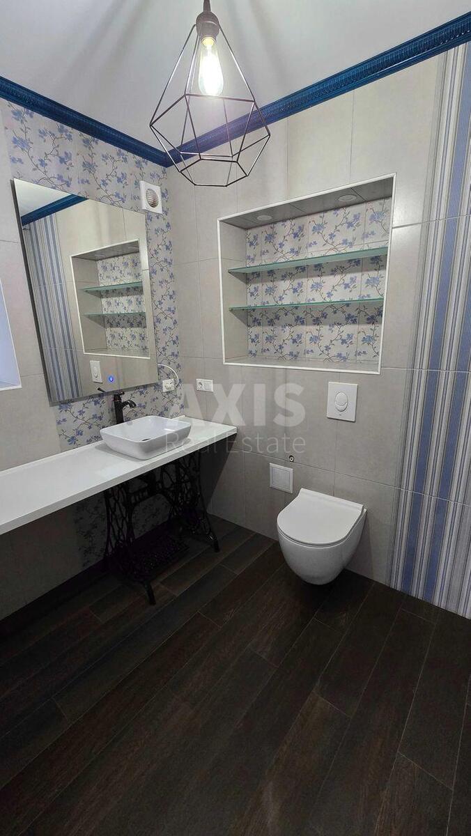 House vul. Kozac'ka, 200m2, Kyiv city624972