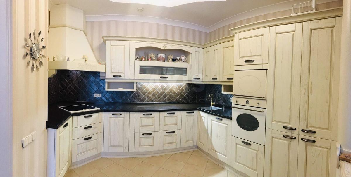 3k apartment vul. Turgenjevs'ka 42/44