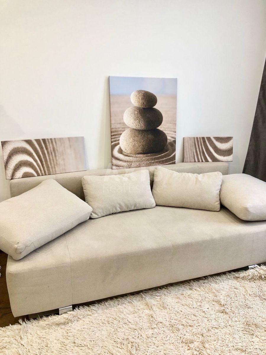 1k apartment vul. Sverstjuka Jevgena 4571890