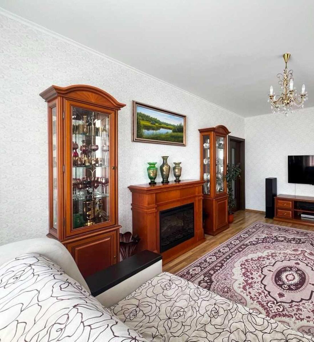 3k apartment vul. Voskresens'ka 14Е575545