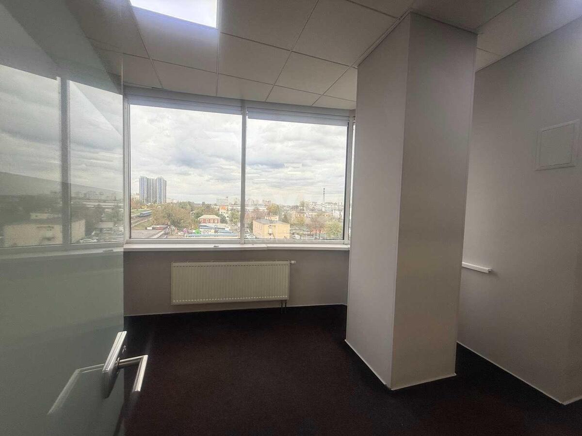 Office vul. Sverstjuka Jevgena 11Б, 72m2620010