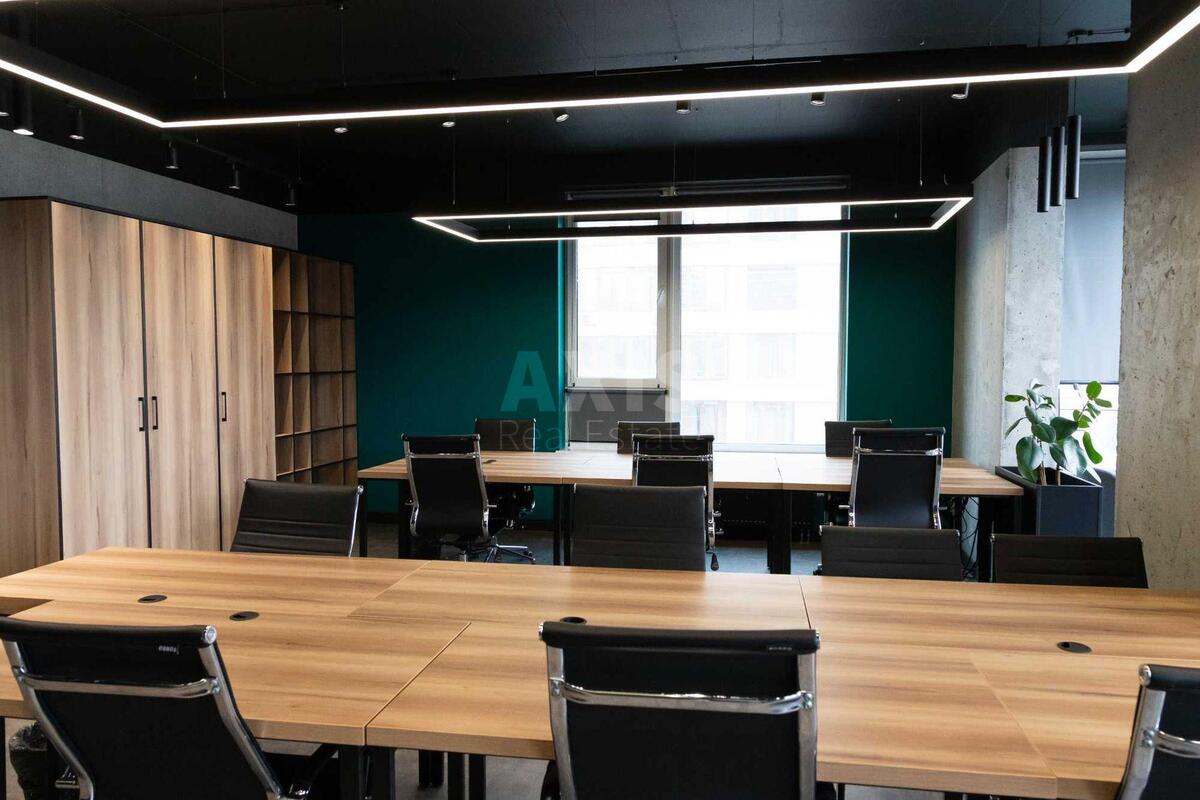 Office vul. Pan'kivs'ka 20/82, 78m24