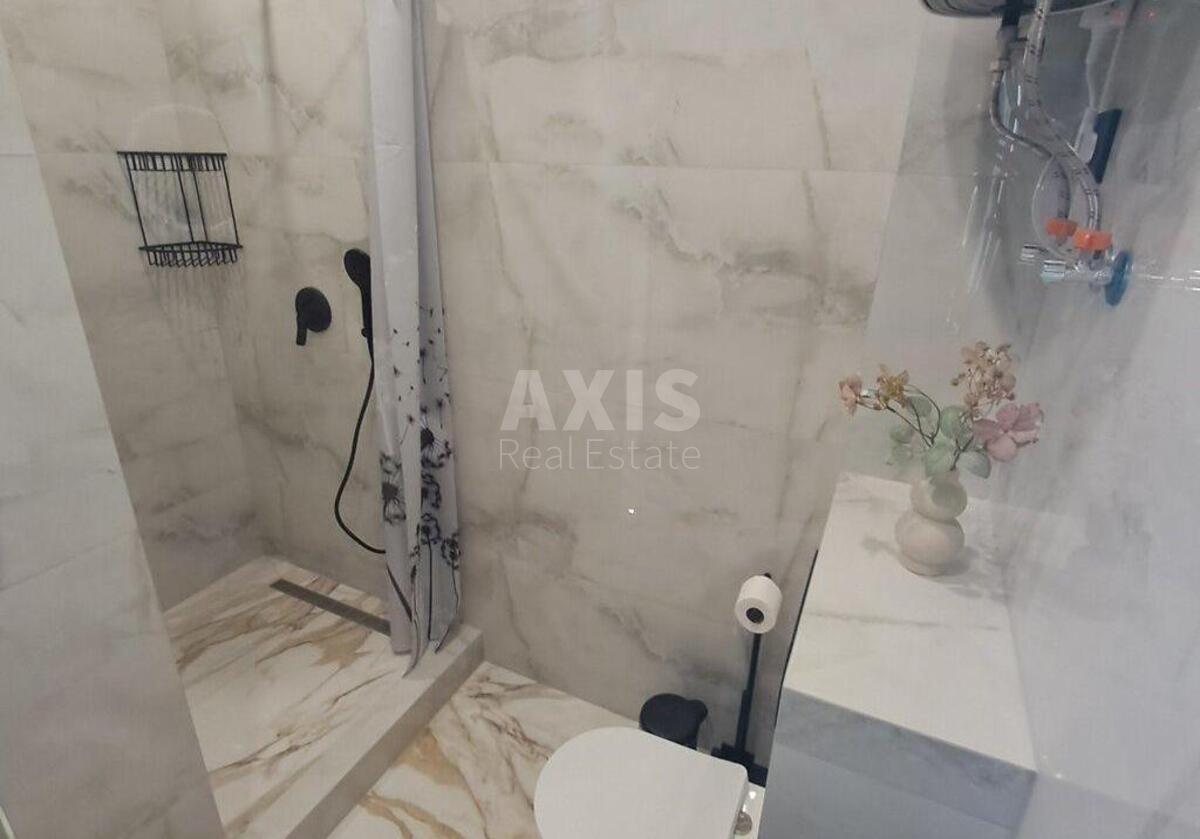 2k apartment vul. Dragomyrova Myhajla 14А9