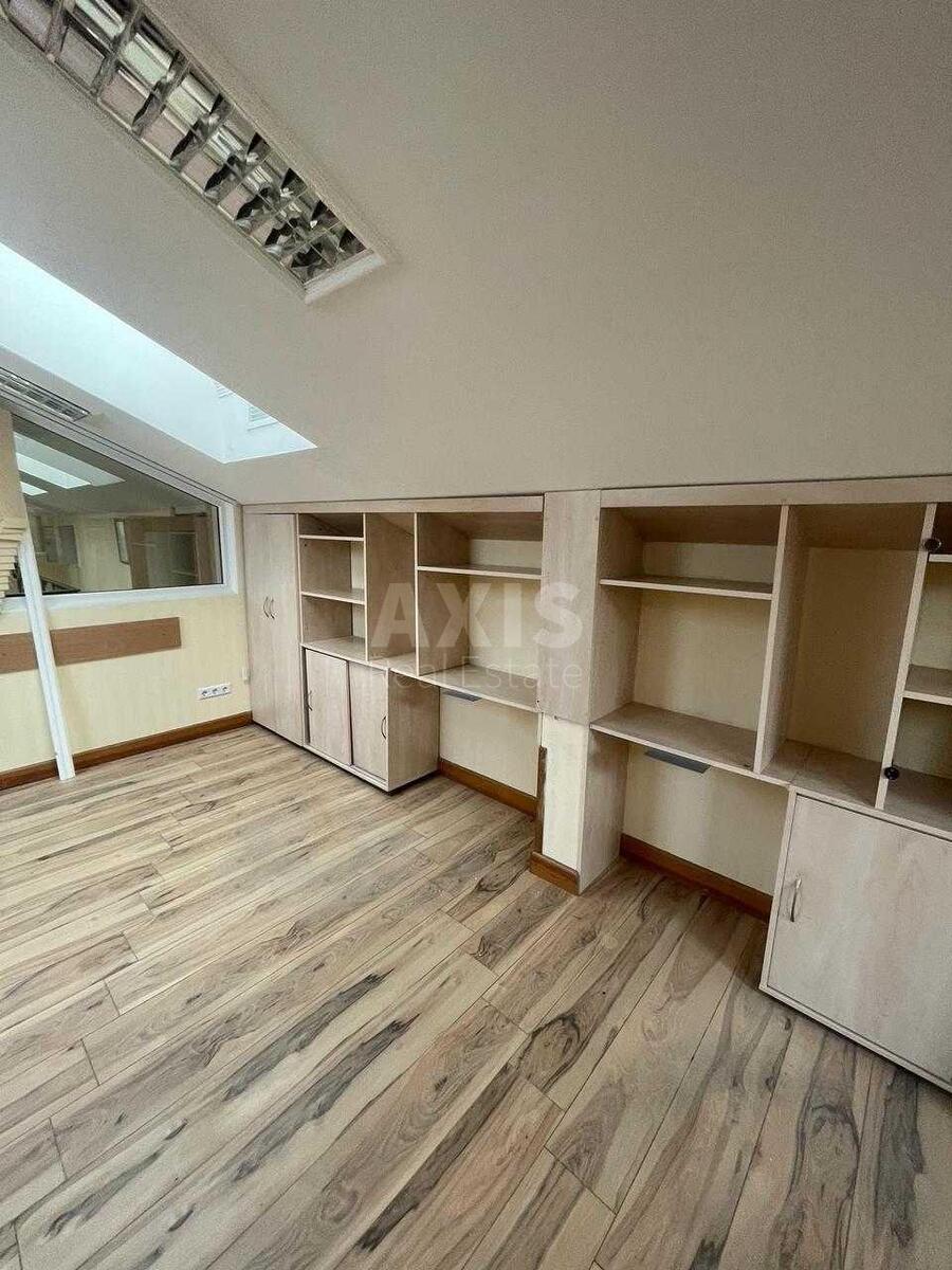 Office vul. Saksagans'kogo 67Б, 1780m2589333