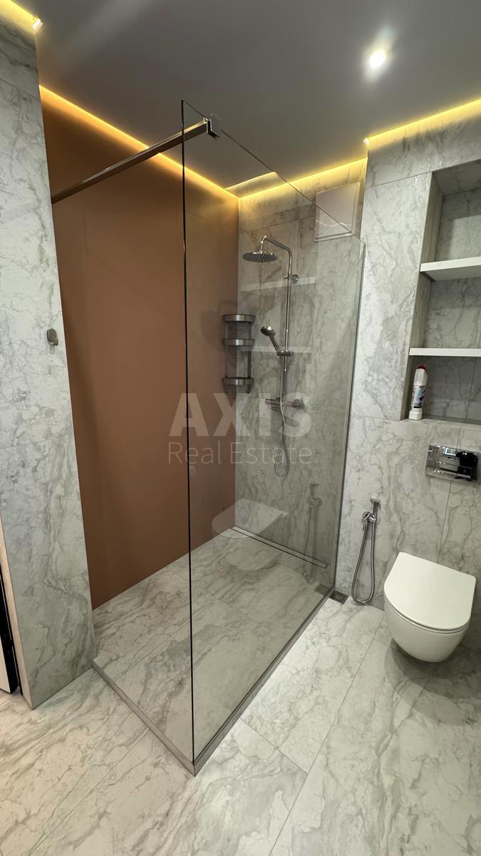 1k apartment nab. Dniprovs'ka 15Ж632585
