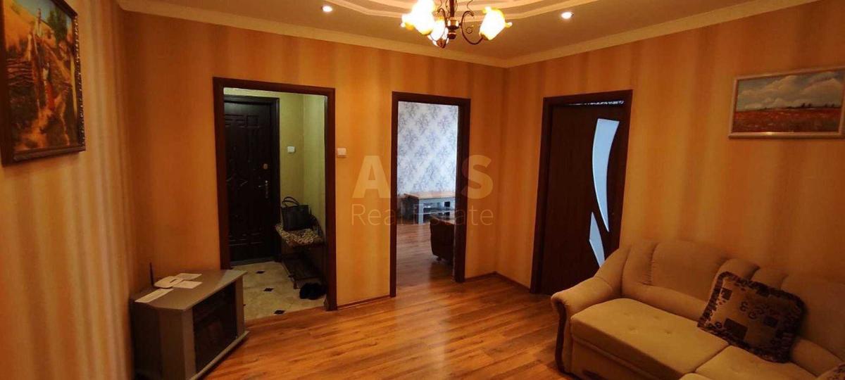 3k apartment pr-t Geroi'v Stalingrada 58А0