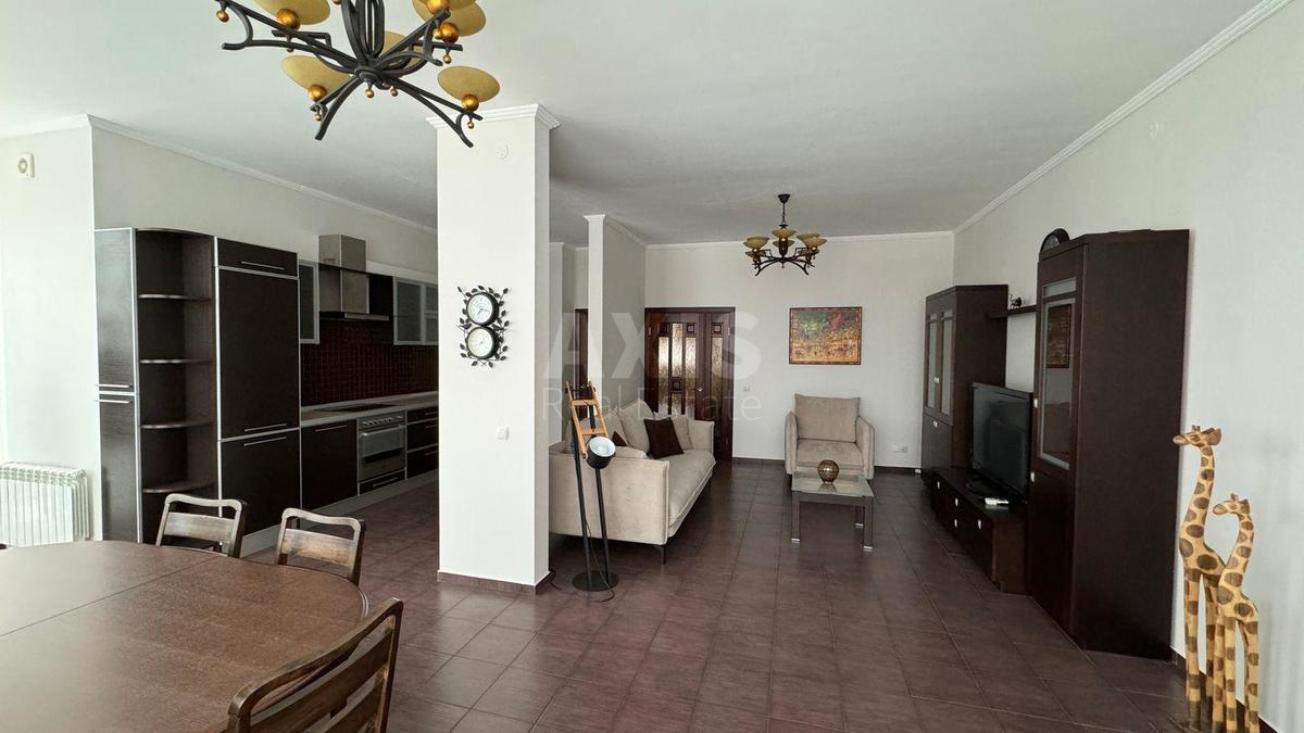 3k apartment vul. Panasa Myrnogo 172