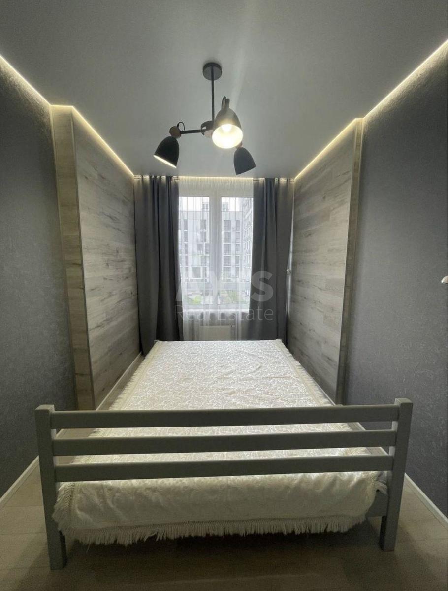 1k apartment vul. Saljutna 2Б6