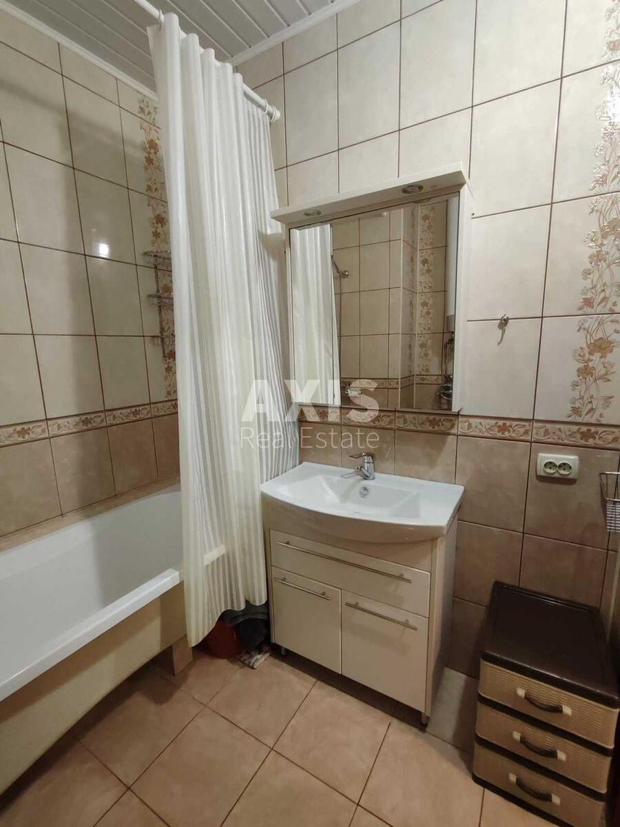 1k apartment vul. Petryc'kogo Anatolija 195